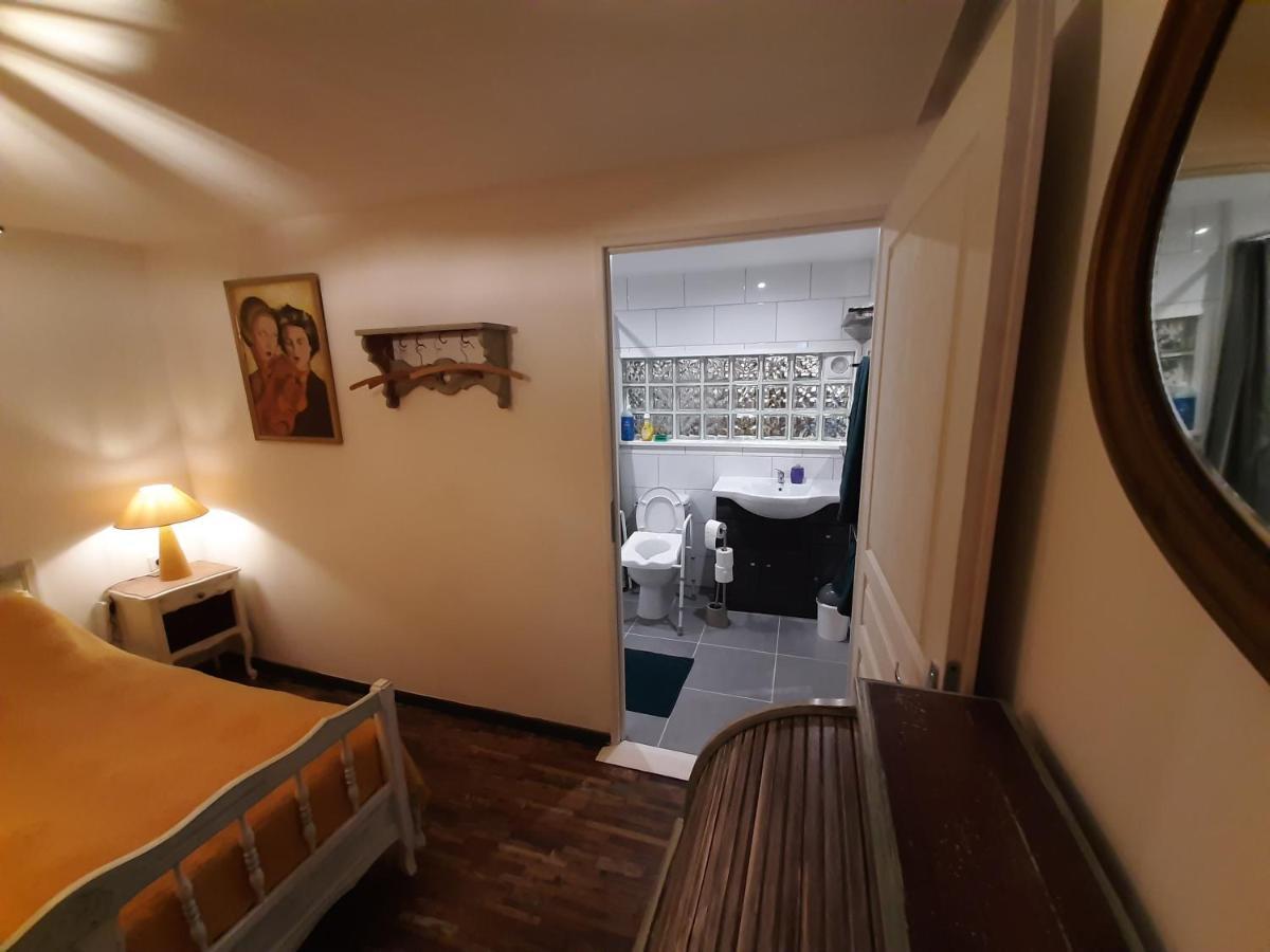 Les Chambres Chouettes Вильфранш-де-Конфлан Экстерьер фото