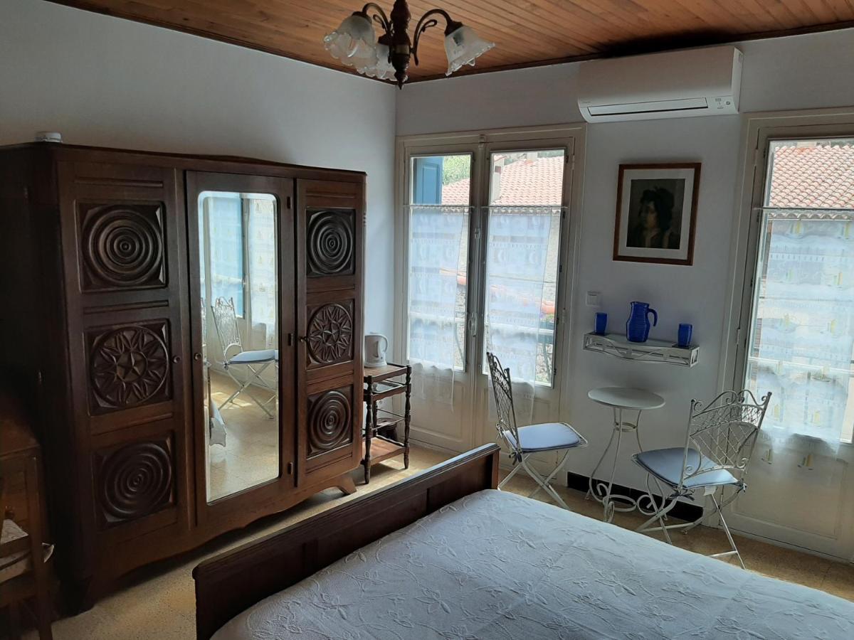 Les Chambres Chouettes Вильфранш-де-Конфлан Экстерьер фото