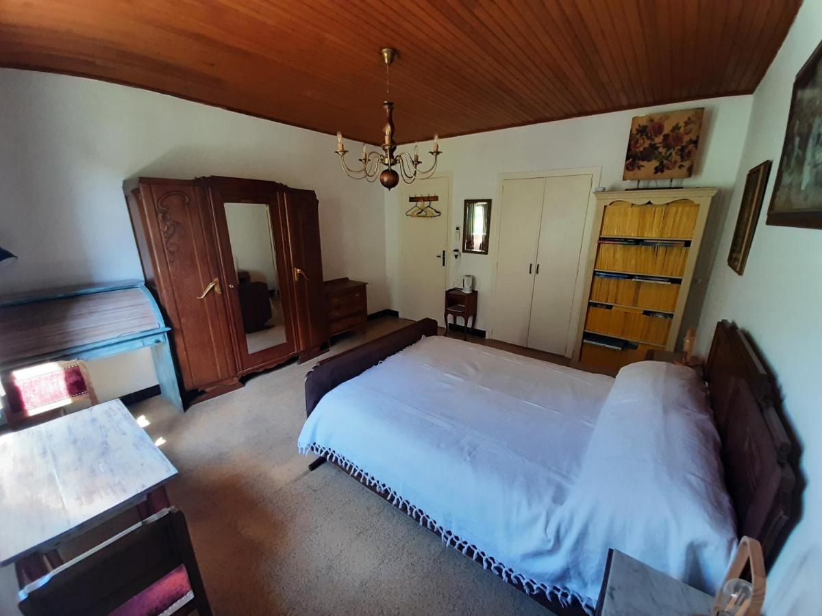 Les Chambres Chouettes Вильфранш-де-Конфлан Экстерьер фото