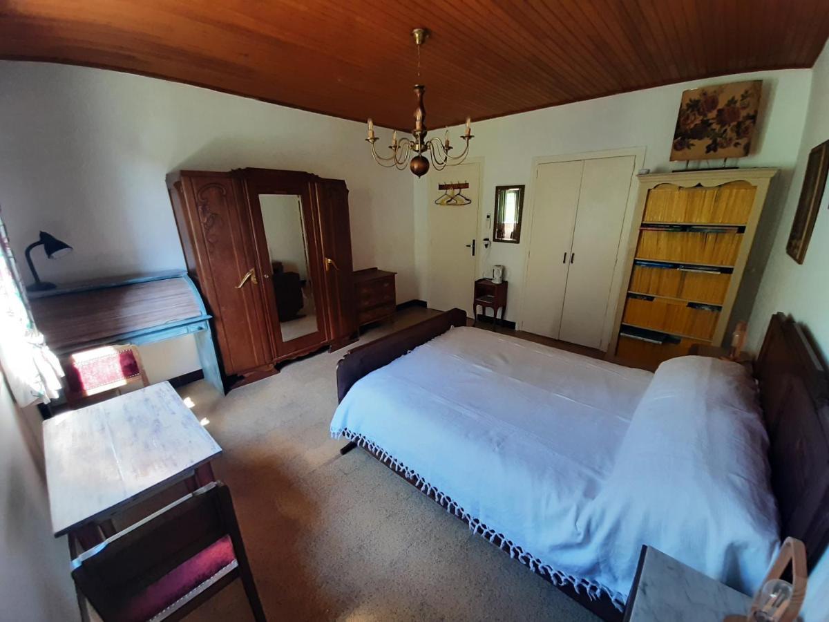 Les Chambres Chouettes Вильфранш-де-Конфлан Экстерьер фото